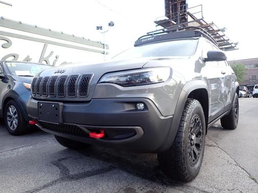 2019 Jeep Cherokee Trailhawk