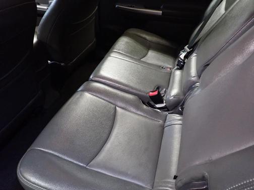 2013 Toyota Prius v Two