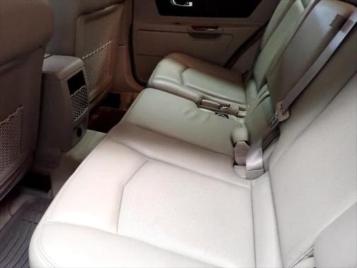 2004 Cadillac SRX V8