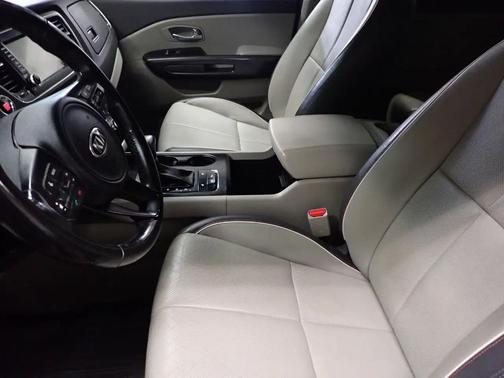 Blue 2018 Kia Sedona LX