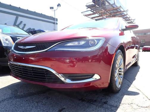 2015 Chrysler 200 Limited
