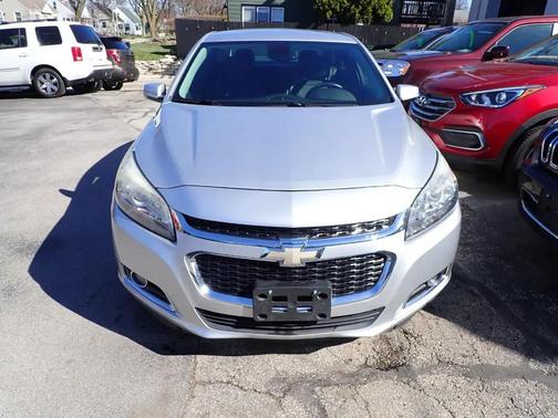 Silver 2014 Chevrolet Malibu 1LZ