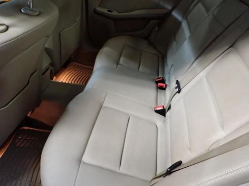Black 2011 Mercedes-Benz E-Class 4dr E 350 Luxury 4MATIC