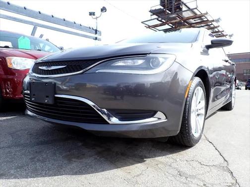 2016 Chrysler 200 Limited