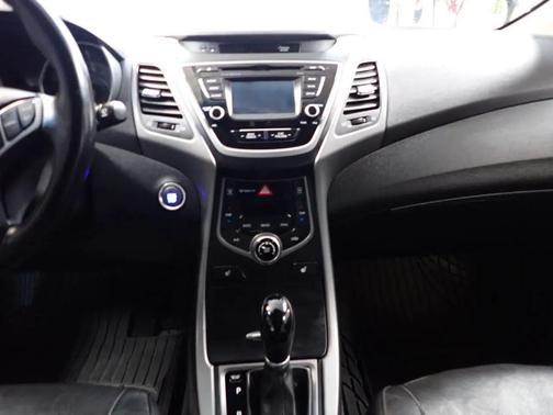 2016 Hyundai ELANTRA Limited