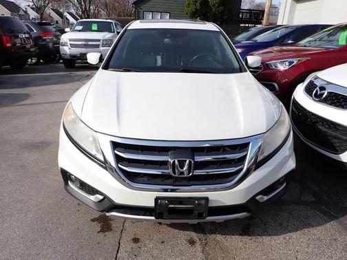 White 2013 Honda Crosstour EX-L