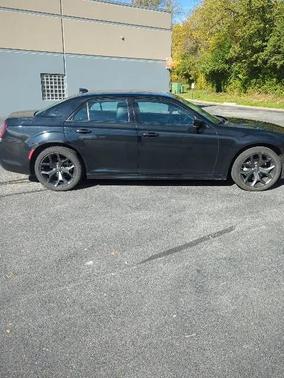 2023 Chrysler 300 Touring L