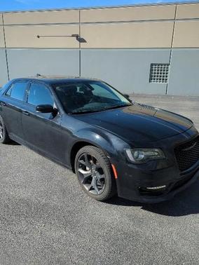 2023 Chrysler 300 Touring L