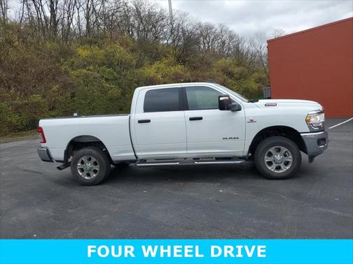 2024 RAM 2500 Big Horn Crew Cab 4x4 64' Box