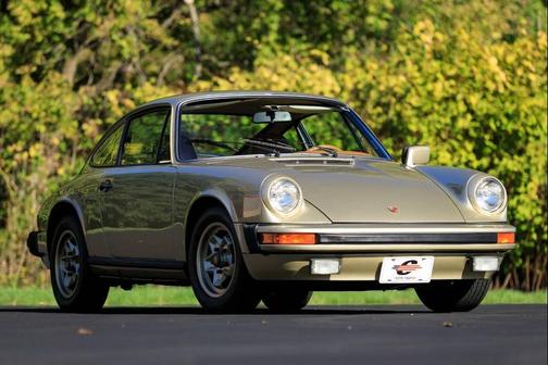 1976 Porsche 911 S Coupe Signature Edition
