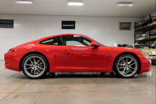 2014 Porsche 911 Carrera