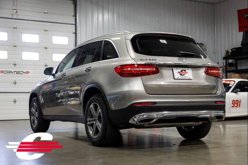 Mojave Silver Metallic 2019 Mercedes-Benz GLC 300 4MATIC