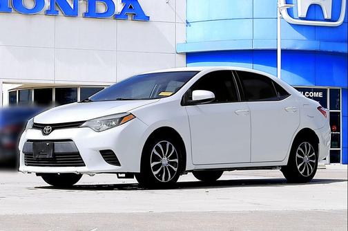 Super White 2014 Toyota Corolla LE