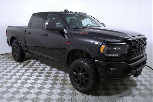 2022 RAM 2500 Limited Crew Cab 4x4 6'4' Box