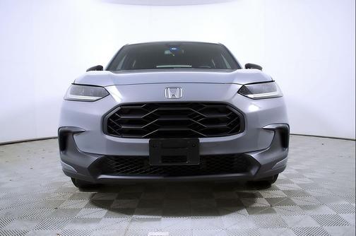Urban Gray Pearl 2023 Honda HR-V 2WD Sport
