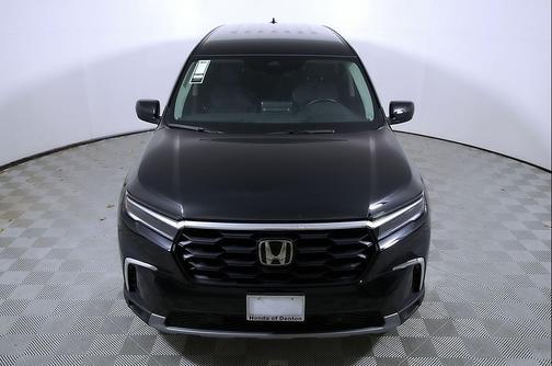 Crystal Black Pearl 2023 Honda Pilot 2WD EX-L 7 Passenger