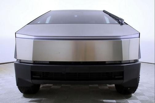 2024 Tesla Cybertruck Cyberbeast