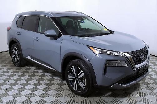 2022 Nissan Rogue SL