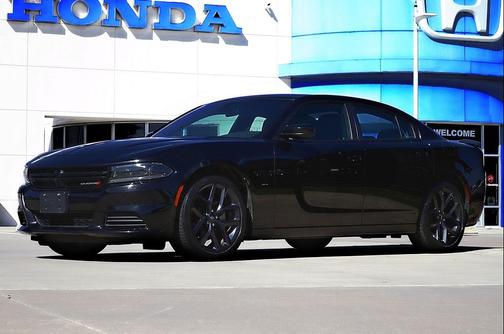 Pitch Black Clearcoat 2023 Dodge Charger SXT