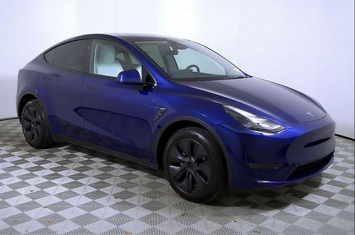 2024 Tesla Model Y Long Range Dual Motor All-Wheel Drive
