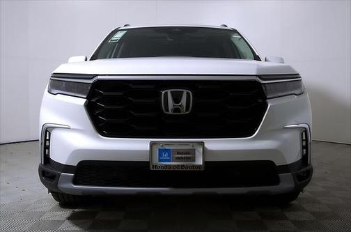 2023 Honda Pilot Touring 8-Passenger