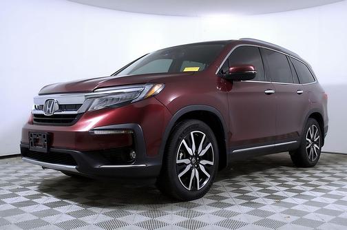 2022 Honda Pilot Touring 8-Passenger