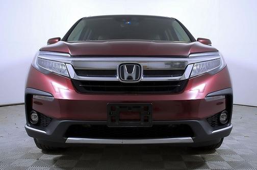 Deep Scarlet Pearl 2022 Honda Pilot Touring 8-Passenger