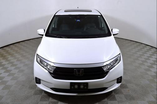 White 2023 Honda Odyssey EX-L
