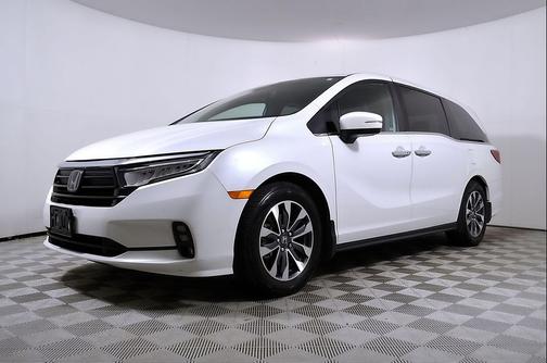 White 2023 Honda Odyssey EX-L