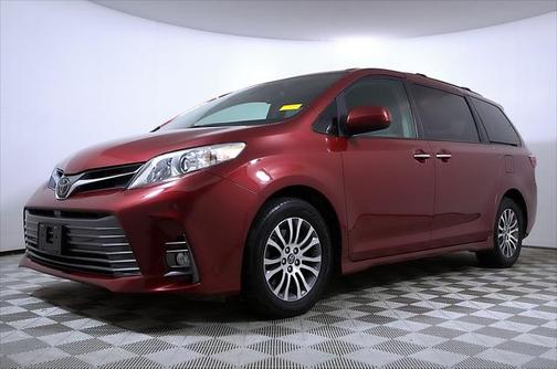 2018 Toyota Sienna XLE Premium