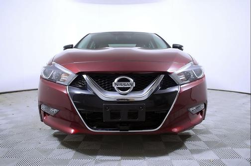 Coulis Red 2016 Nissan Maxima 3.5 Platinum