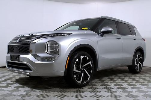 2022 Mitsubishi Outlander SEL 2.5 2WD