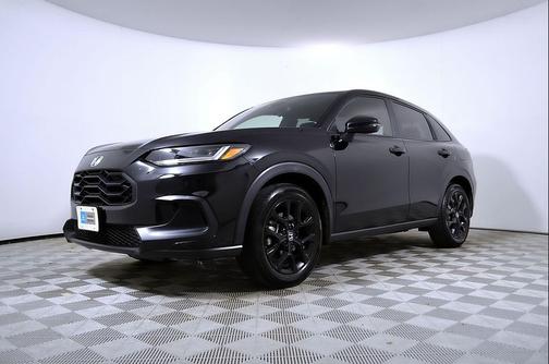 Crystal Black Pearl 2024 Honda HR-V Sport