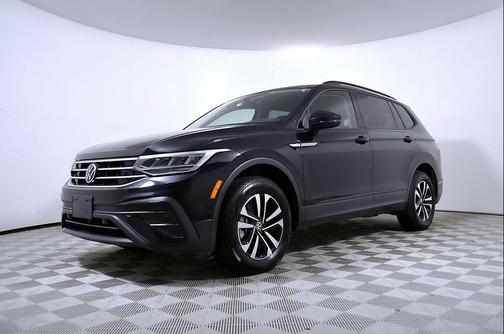 Deep Black 2024 Volkswagen Tiguan 2.0T S 4MOTION