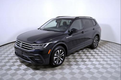 Deep Black 2024 Volkswagen Tiguan 2.0T S 4MOTION