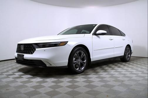 Platinum White Pearl 2023 Honda Accord Hybrid EX-L