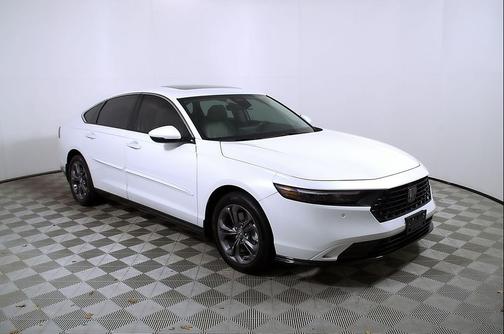 Platinum White Pearl 2023 Honda Accord Hybrid EX-L