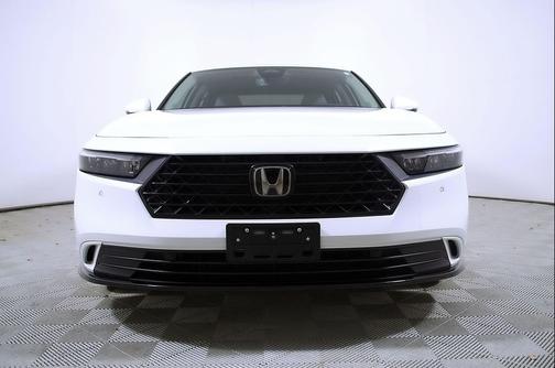 Platinum White Pearl 2023 Honda Accord Hybrid EX-L