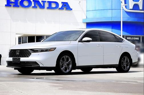 Platinum White Pearl 2023 Honda Accord Hybrid EX-L