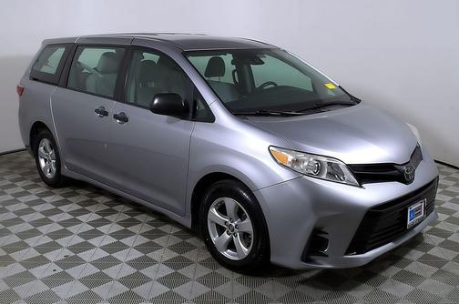 2018 Toyota Sienna SE