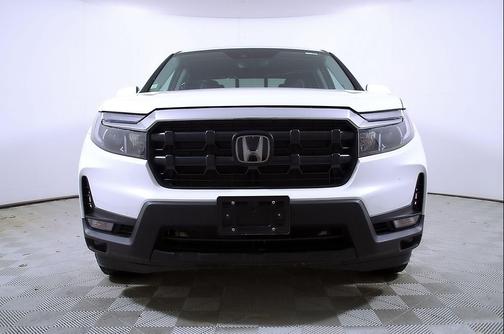 Platinum White Pearl 2025 Honda Ridgeline RTL