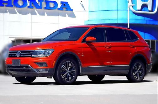 Orange Metallic 2019 Volkswagen Tiguan 2.0T SEL