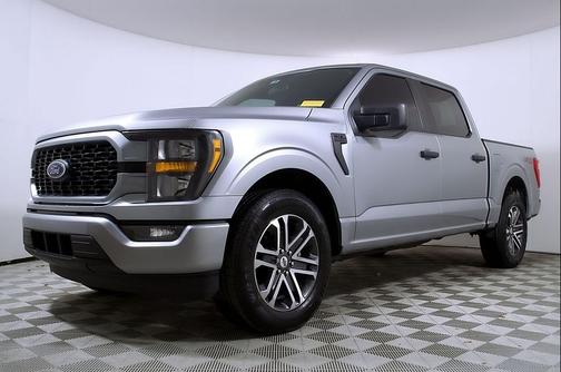 Iconic Silver Metallic 2023 Ford F-150 XL