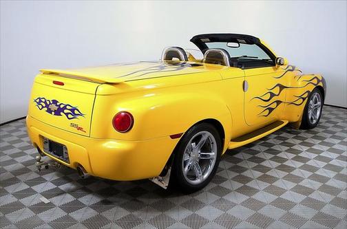 2006 Chevrolet SSR Base