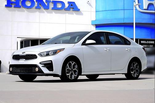Clear White 2021 Kia Forte LXS