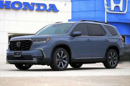 2025 Honda Pilot Touring 8-Passenger