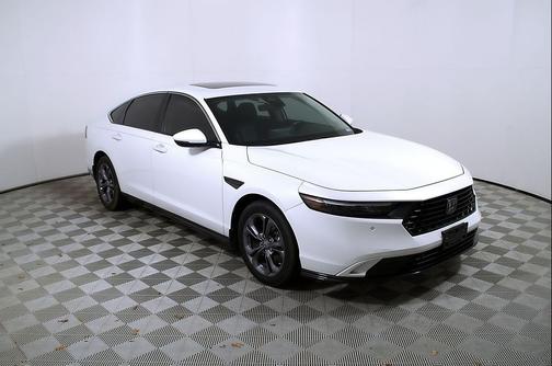 Platinum White Pearl 2025 Honda Accord Hybrid EX-L
