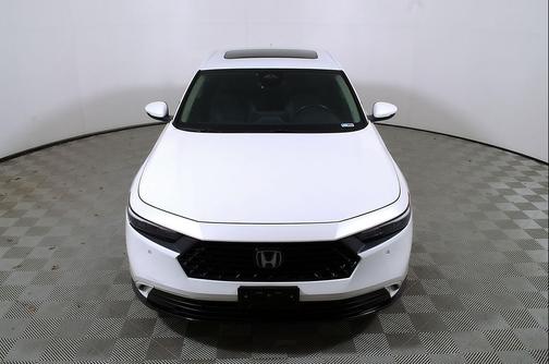 Platinum White Pearl 2025 Honda Accord Hybrid EX-L