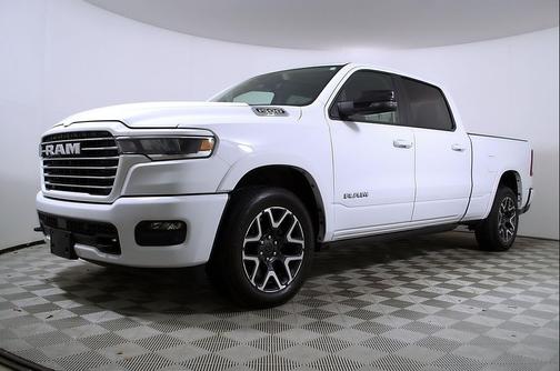 Bright White Clearcoat 2025 RAM 1500 Laramie
