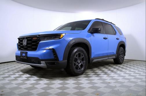 Diffused Sky Pearl 2023 Honda Pilot AWD TrailSport